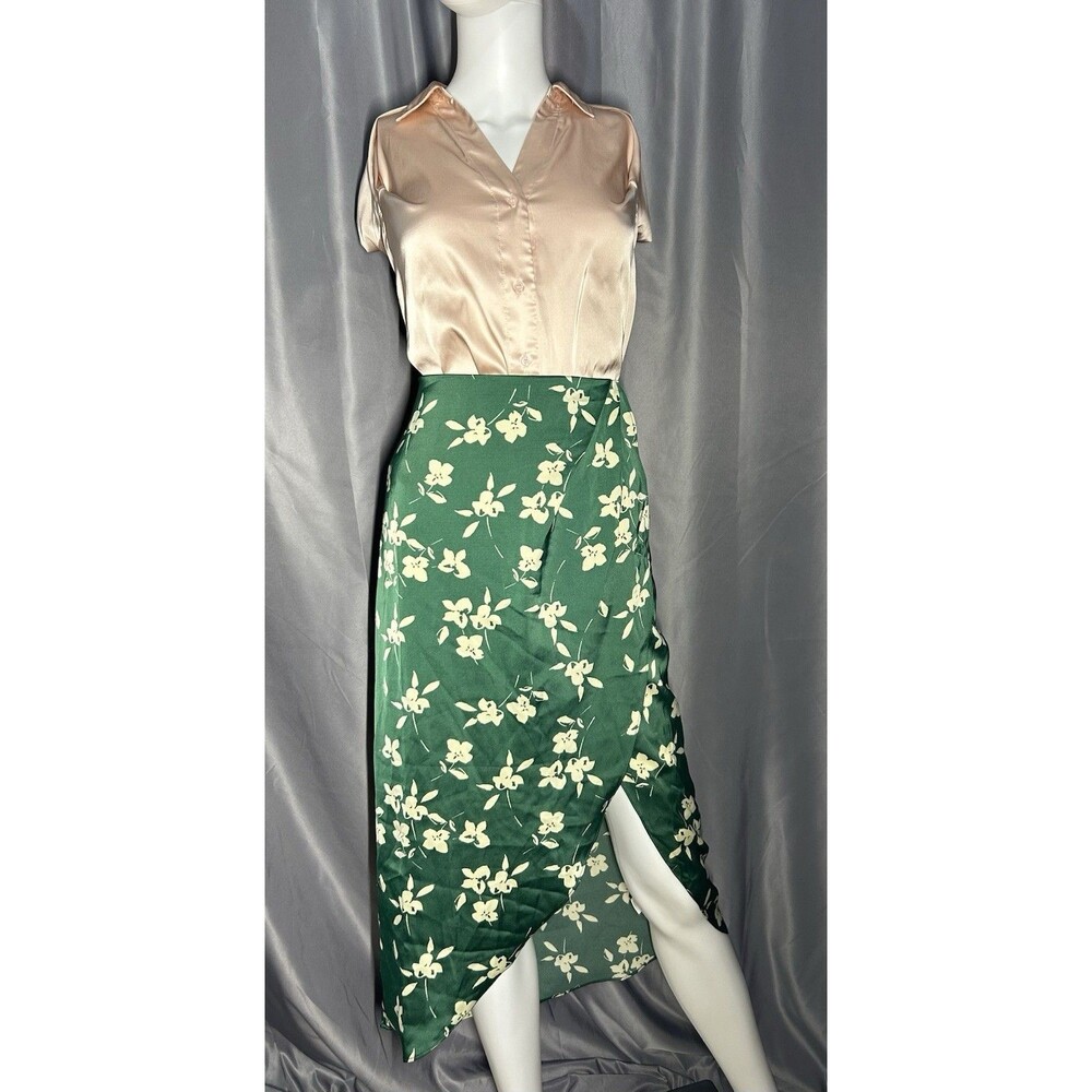 Urban Outfitters Women’s Kelly Tulip Wrap Midi Skirt Size 6 Satin Green 28X34
